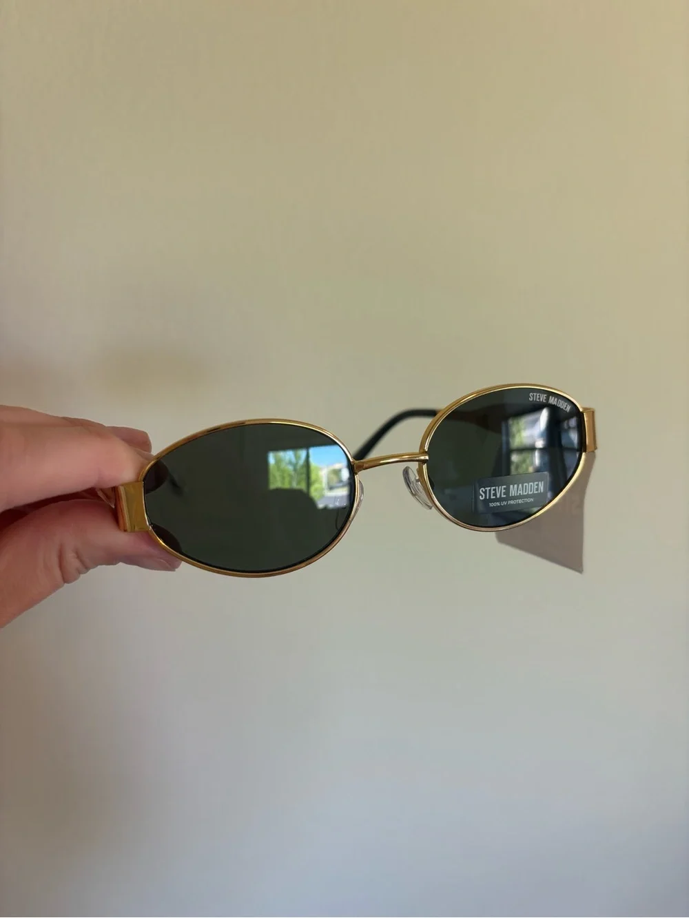 Steve Madden Gold and Black Round Frame Sunglasses